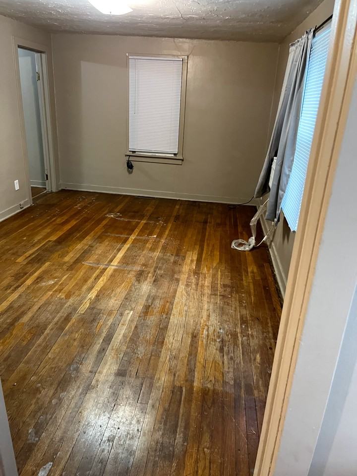 529 State St #B - Photo 6 of 6