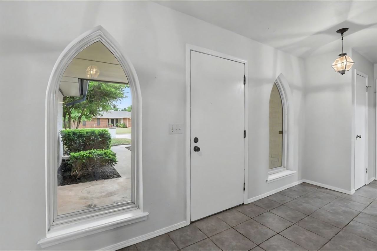 2112 Bentham Pl #NA - Photo 2 of 16