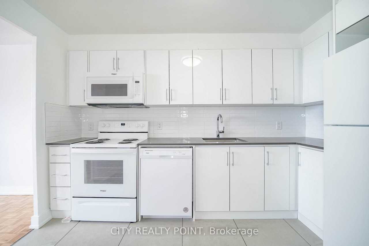 6200 Bathurst Street - Photo 10