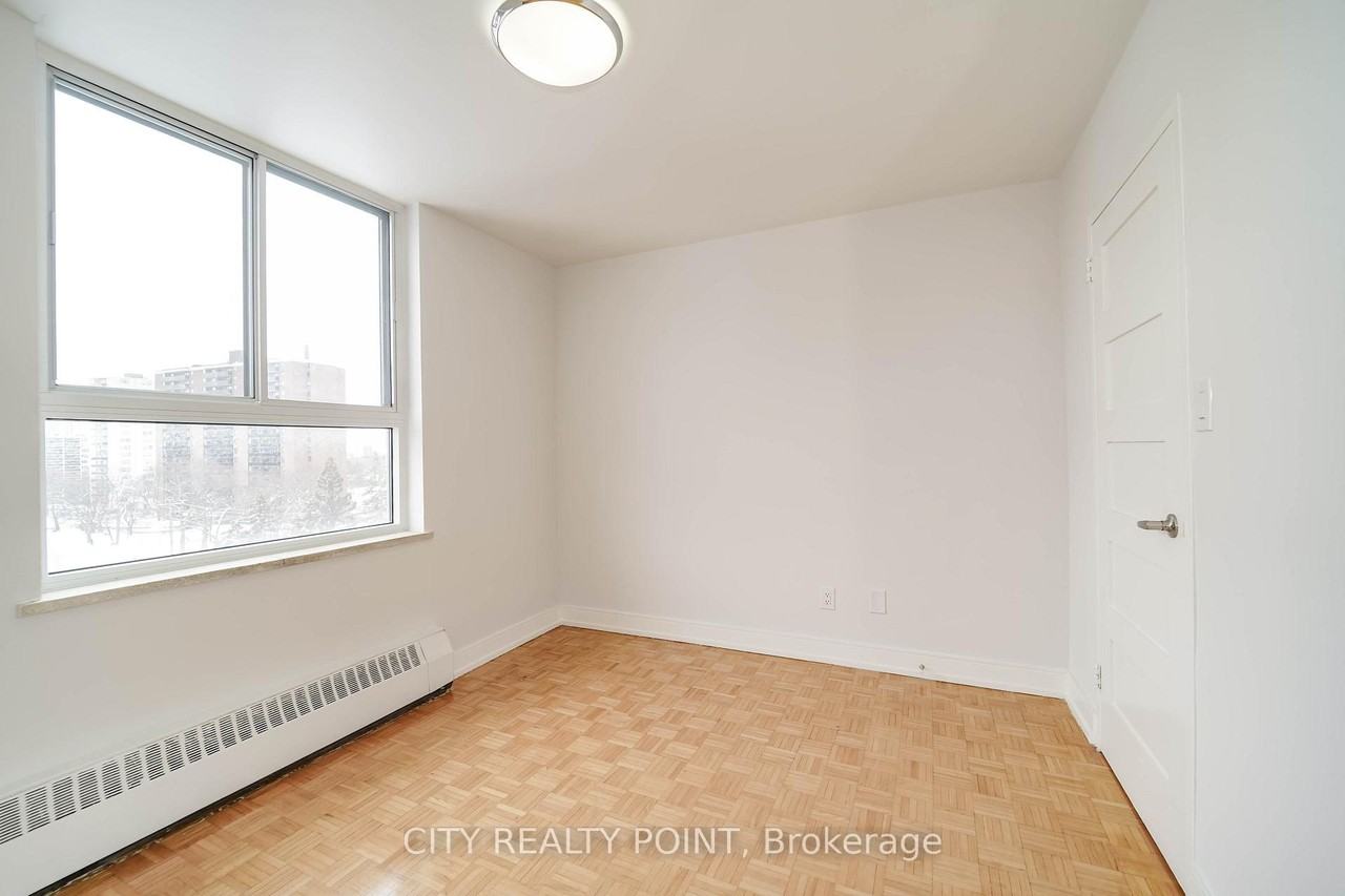6200 Bathurst Street - Photo 23
