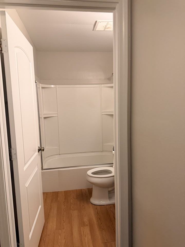 917 Park St #917 - Photo 3 of 10