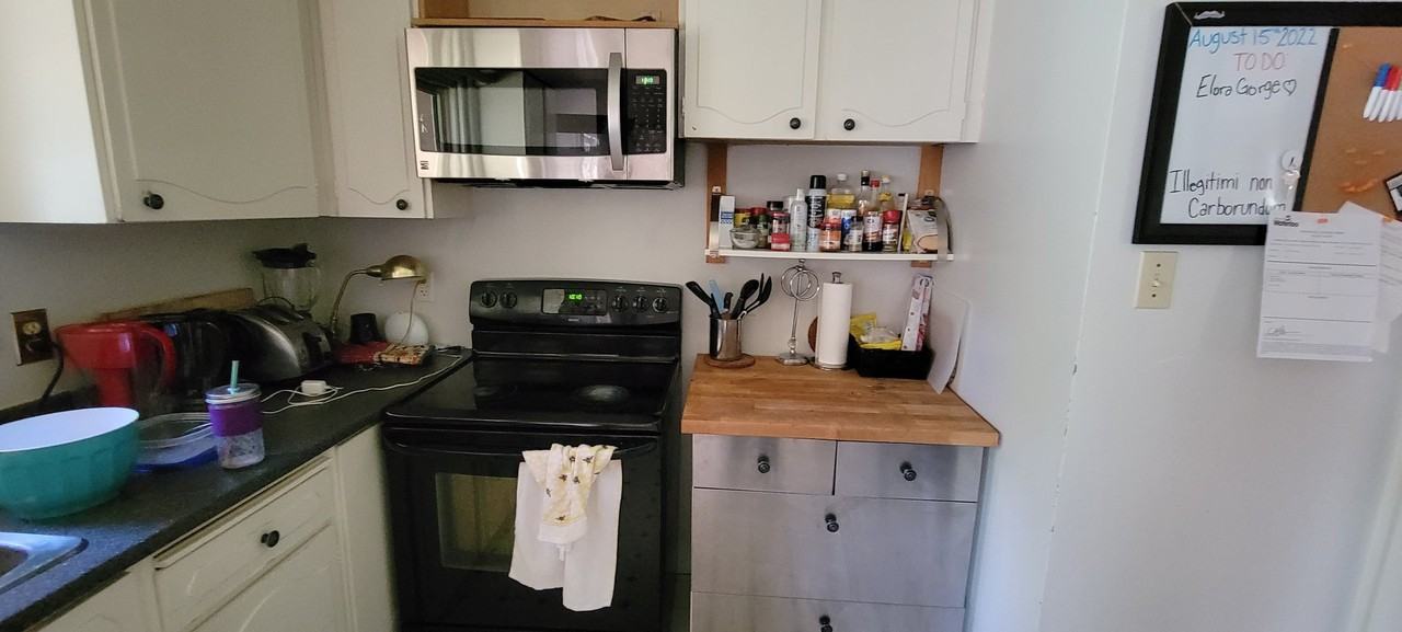 407 Tamarack Dr - Photo 5 of 9