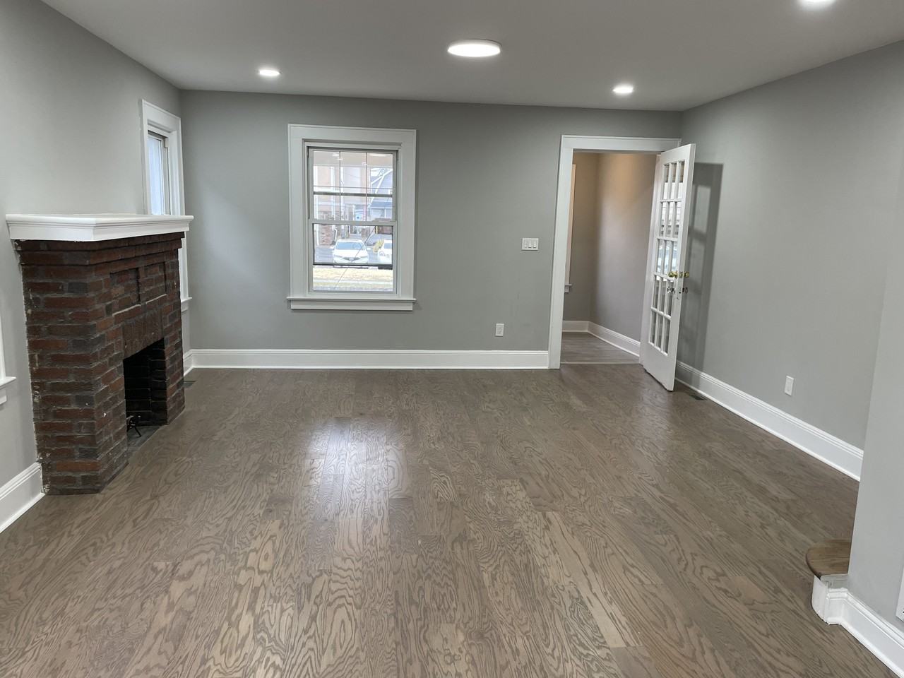 742 Central Avenue - Photo 5 of 15