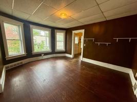 featured image of 834 S 3rd Ave