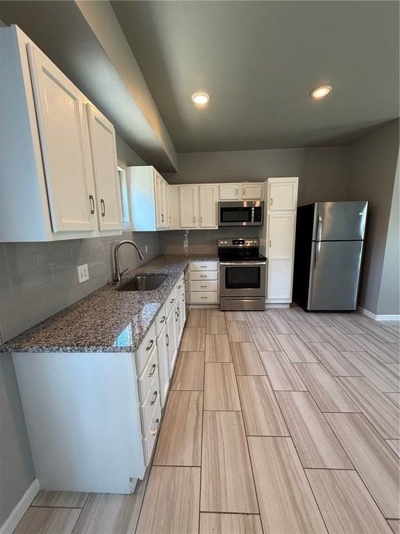 402 E Hemlock St - Photo 5 of 15