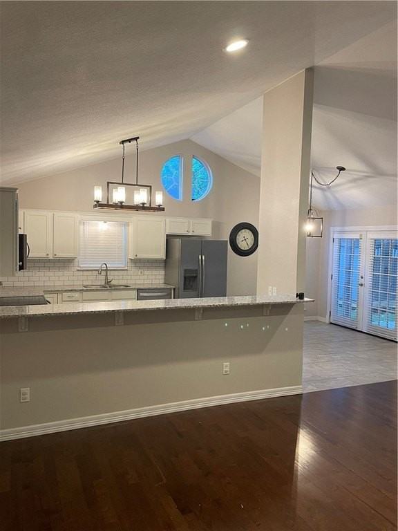 1623 N Garden Ave - Photo 5 of 15