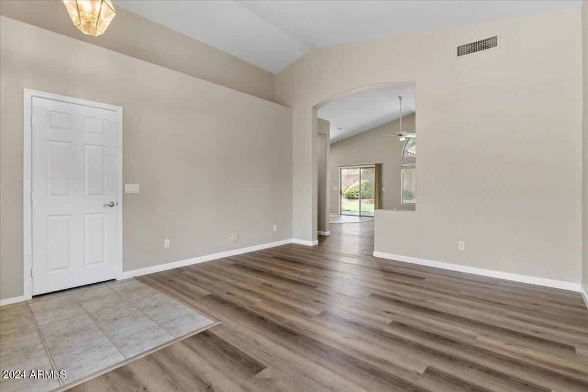 312 E Mesquite St - Photo 6 of 44