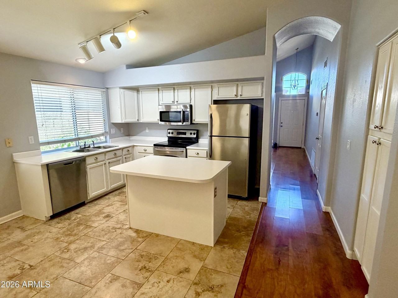 9340 S Margo Dr - Photo 3 of 13
