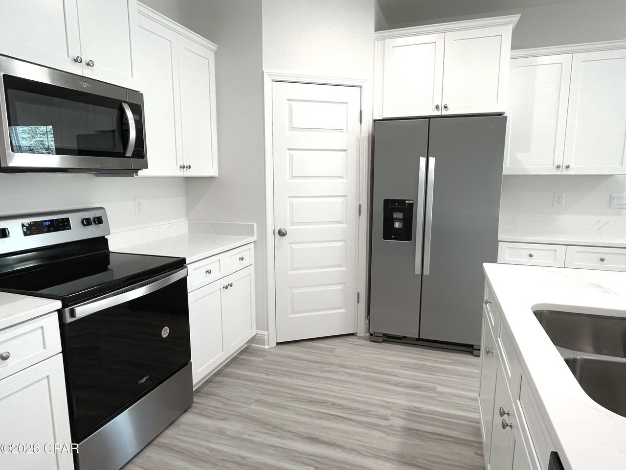 121 Butler Cv - Photo 2 of 9