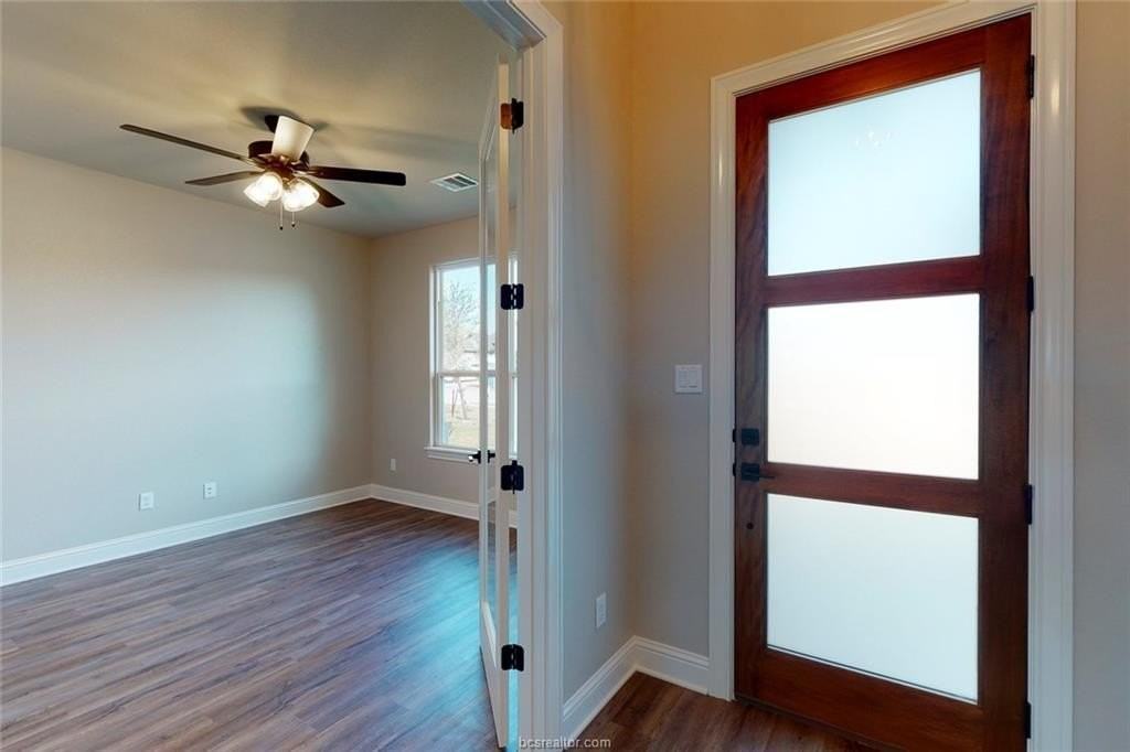 3908 Eskew Dr - Photo 3 of 23