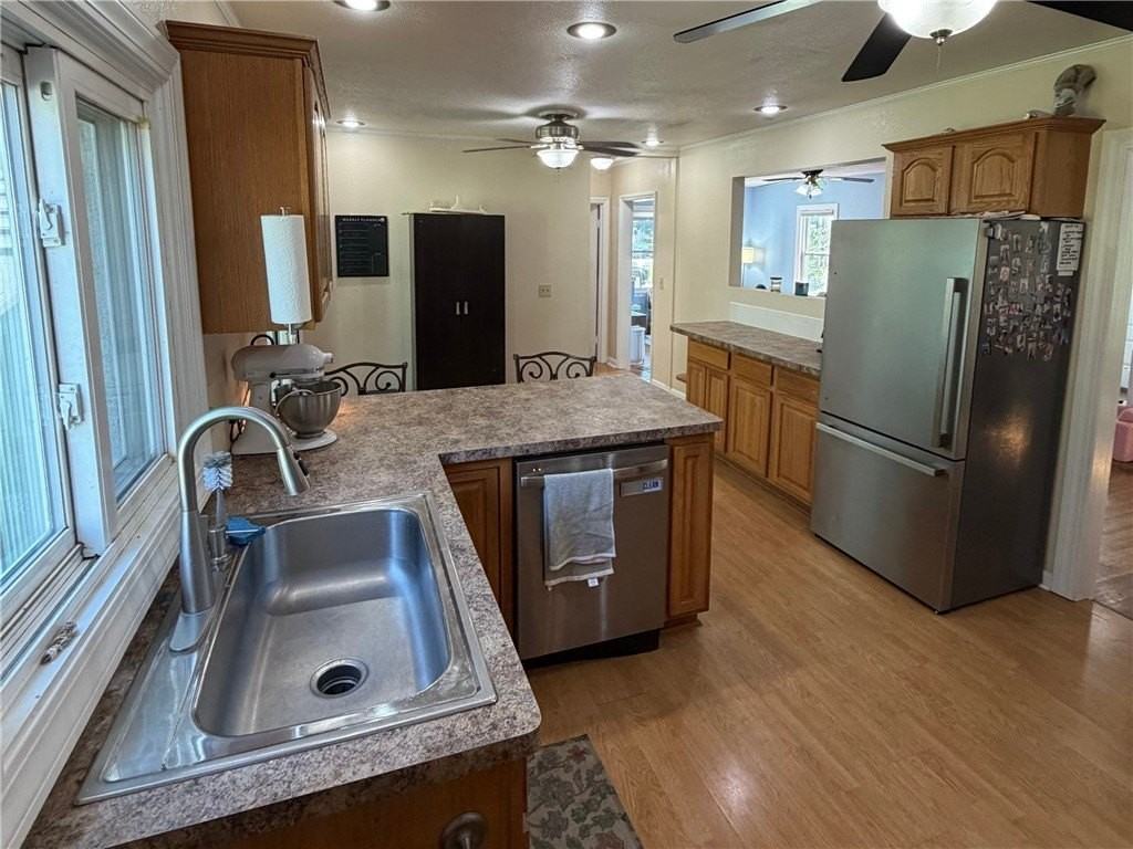 1060 Pixley Rd - Photo 4 of 23