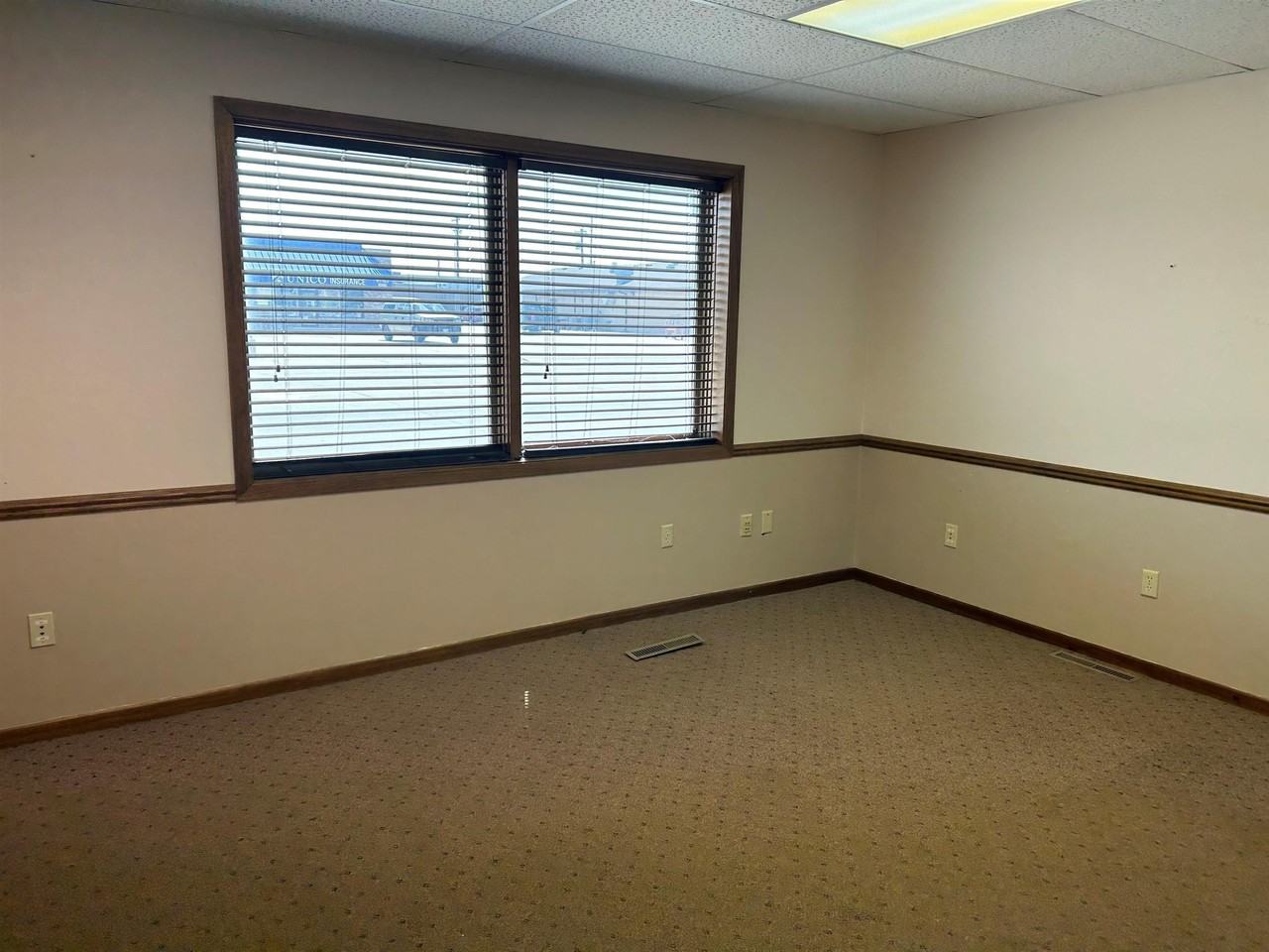 2468 33rd Ave - Photo 4 of 4