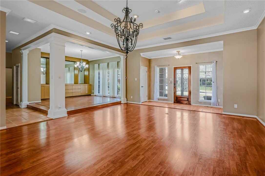 5917 Harvest Hill Rd - Photo 7 of 40