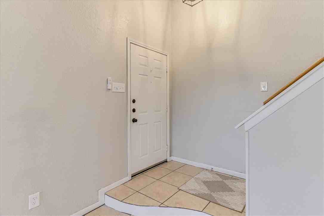 11205 Willowood Creek Dr #C - Photo 3 of 37