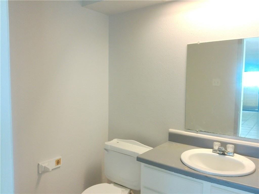 2309 Capitan Dr #C - Photo 3 of 16