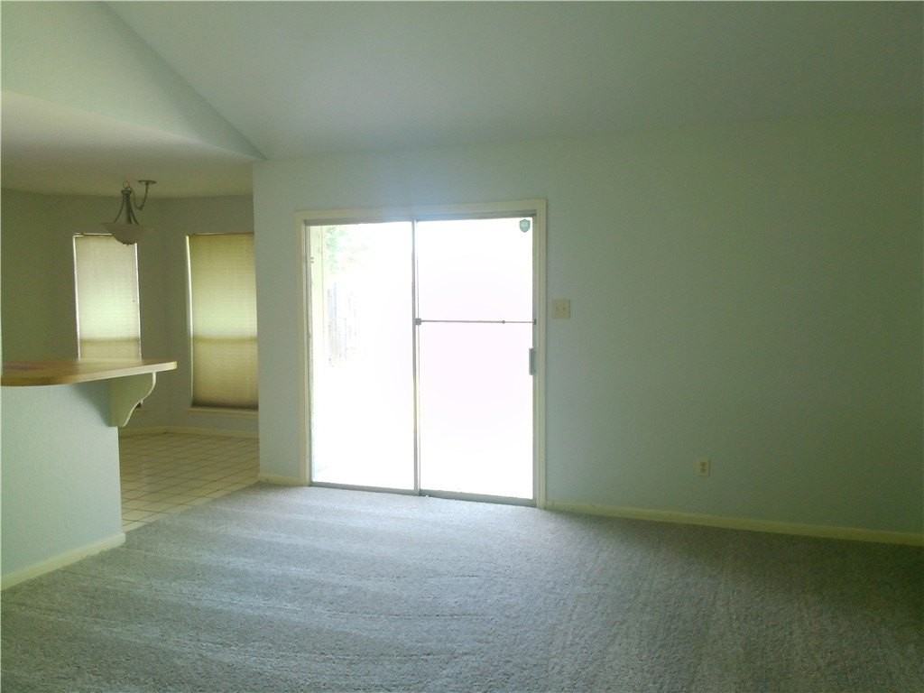 2614 Camargo Dr - Photo 2 of 16