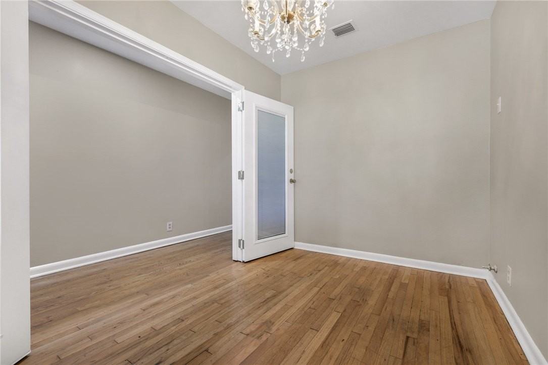 1226 Zarsky Dr - Photo 3 of 24