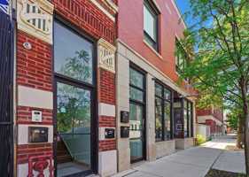 featured image of 3048 N Milwaukee Ave