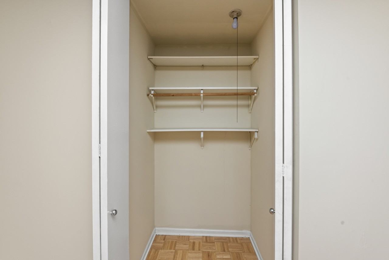 1446 N Dearborn St #C4 - Photo 6 of 8