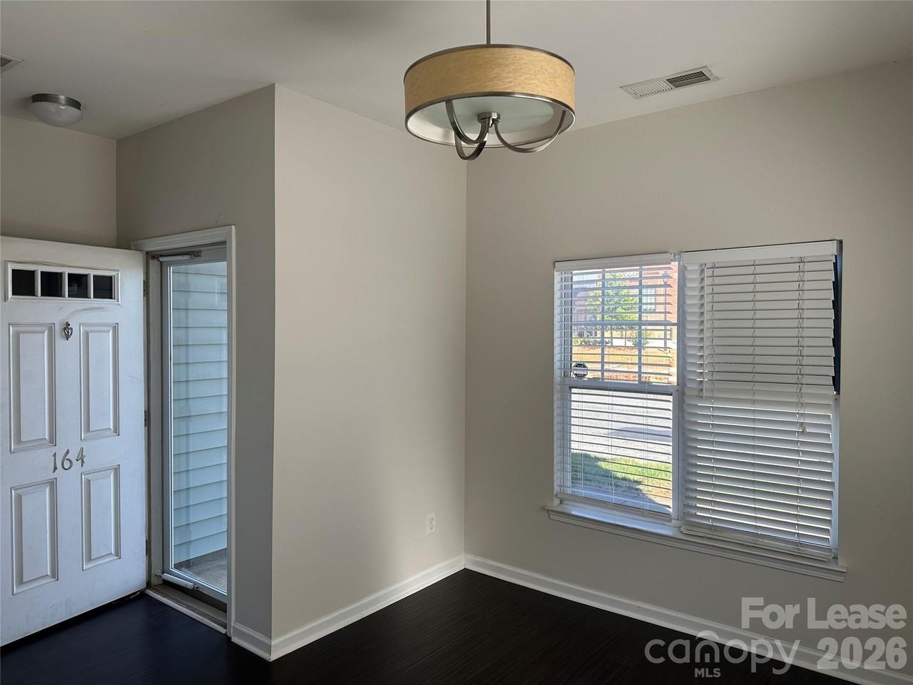164 Parkwood Ave - Photo 7 of 16