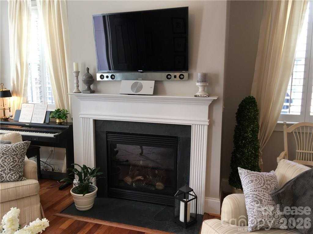 5999 Village Dr Nw - Photo 4 of 17