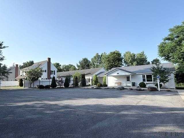 13 1st St #1-13