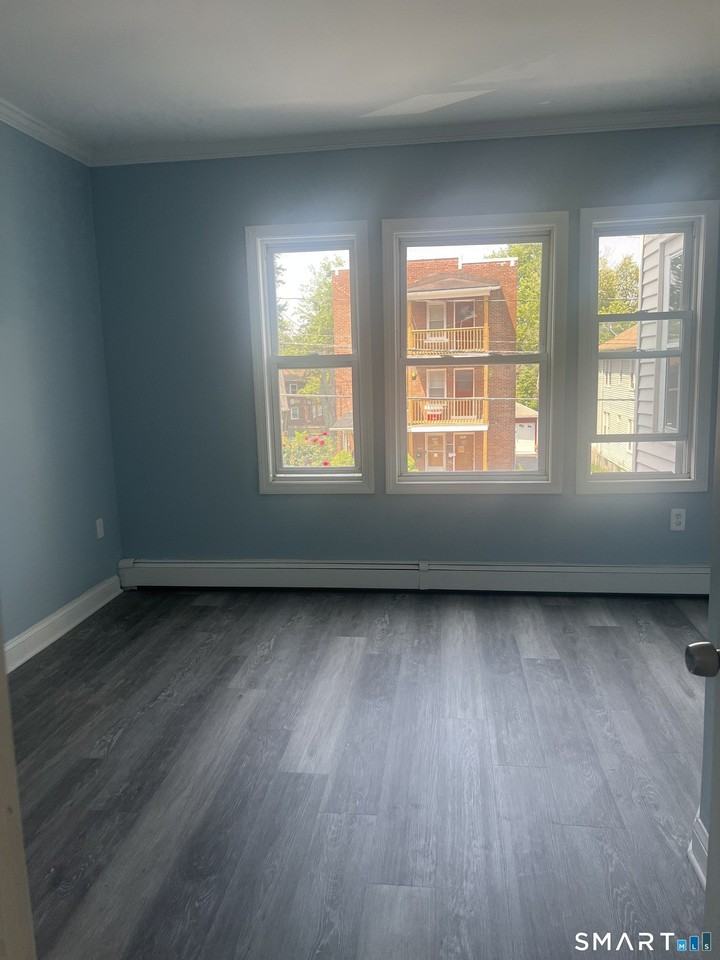 284 Hillside Ave - Photo 6 of 8