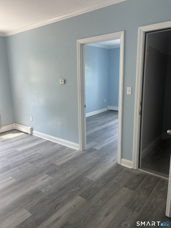 284 Hillside Ave - Photo 7 of 8