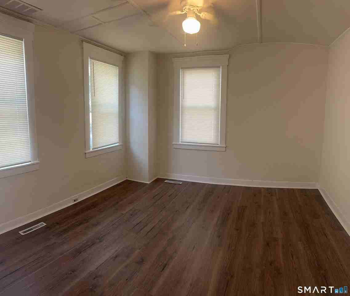 216 High St - Photo 2 of 13