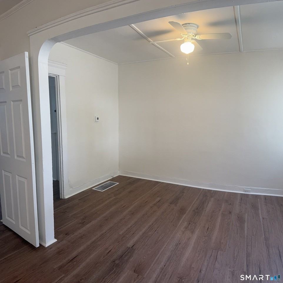 216 High St - Photo 3 of 13