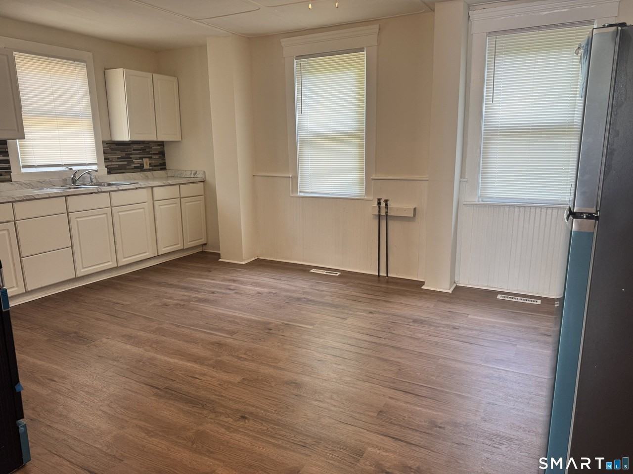 216 High St - Photo 4 of 13