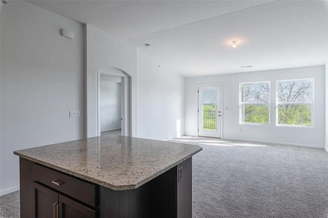 5239 Hazeltine Ln - Photo 5 of 24