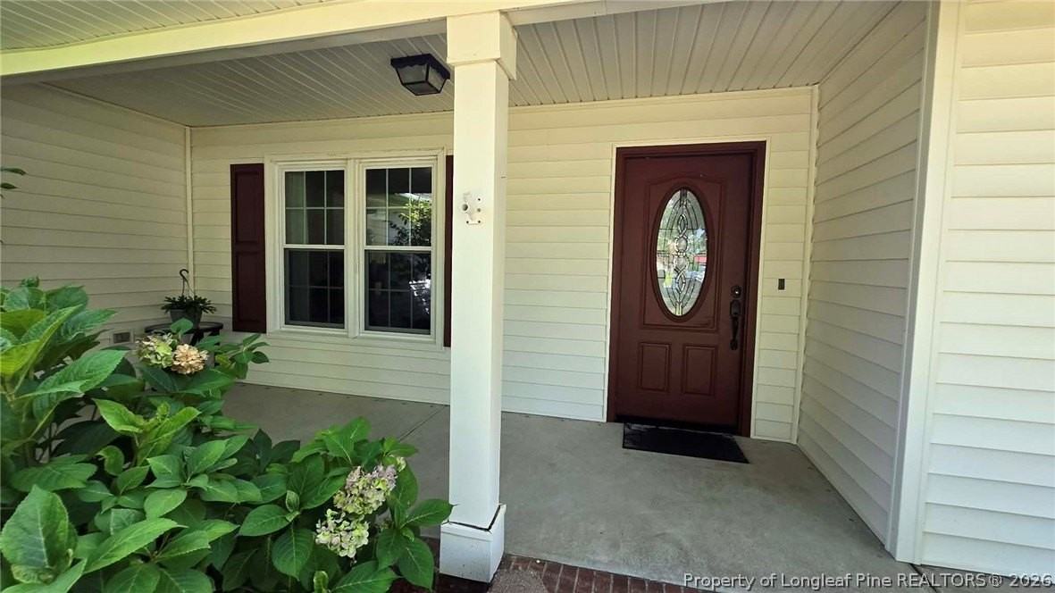 700 Rim Rd - Photo 4 of 38