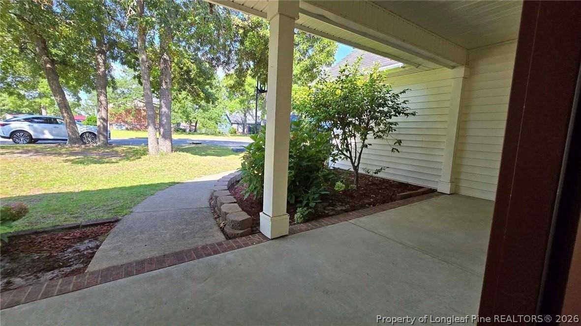700 Rim Rd - Photo 5 of 38