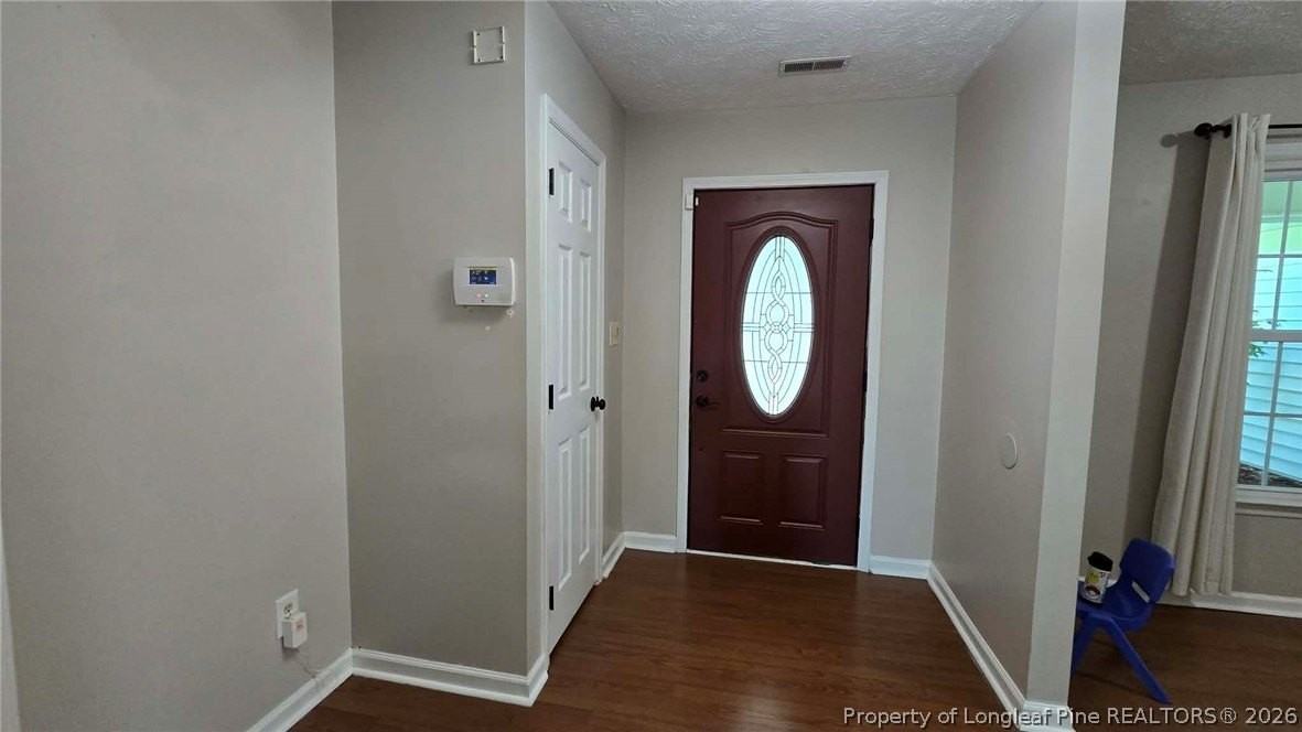 700 Rim Rd - Photo 6 of 38