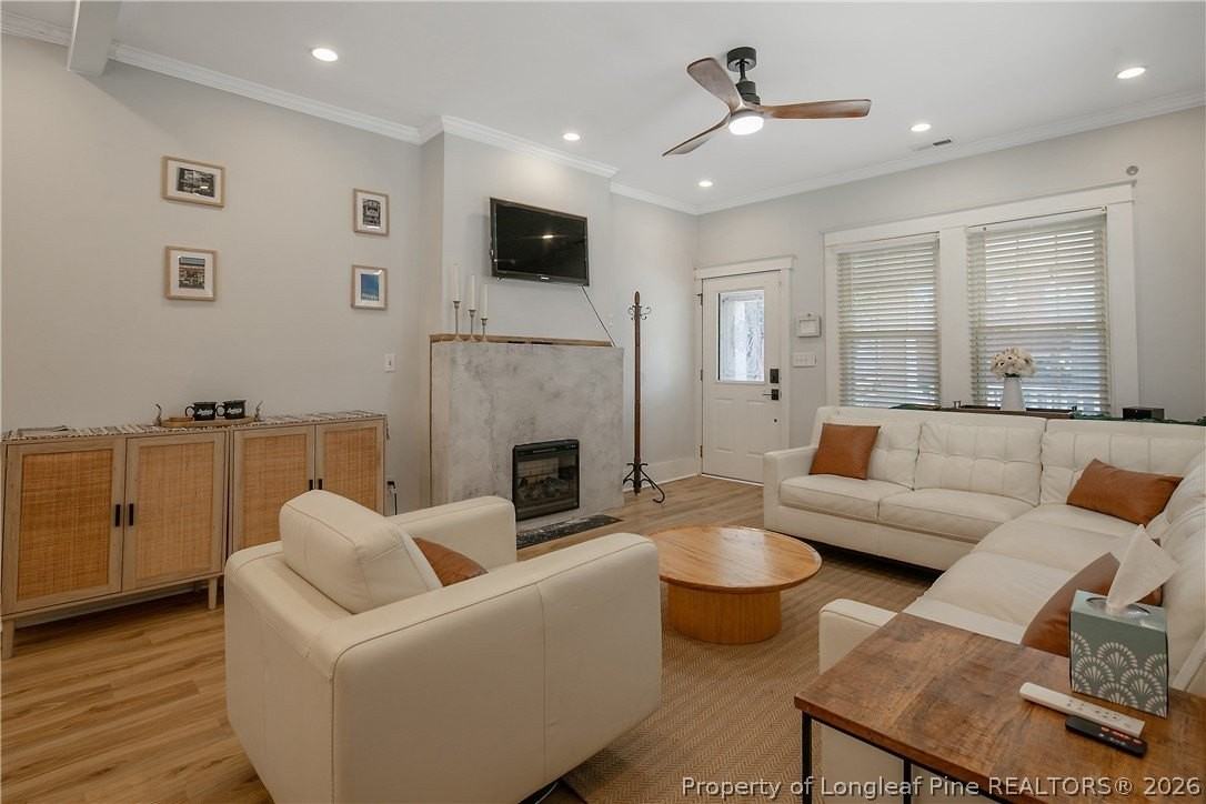 1208 Goodview Ave - Photo 5 of 42