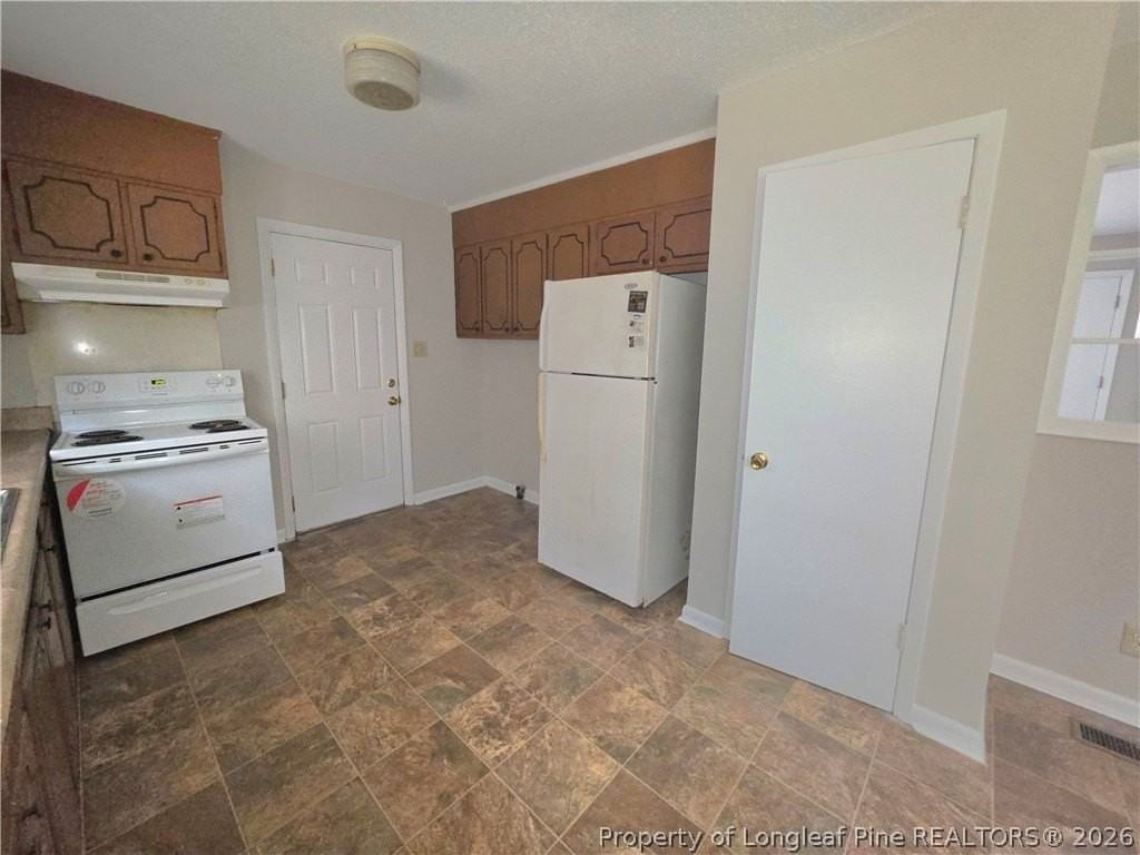 434 Homestead Dr - Photo 7 of 14