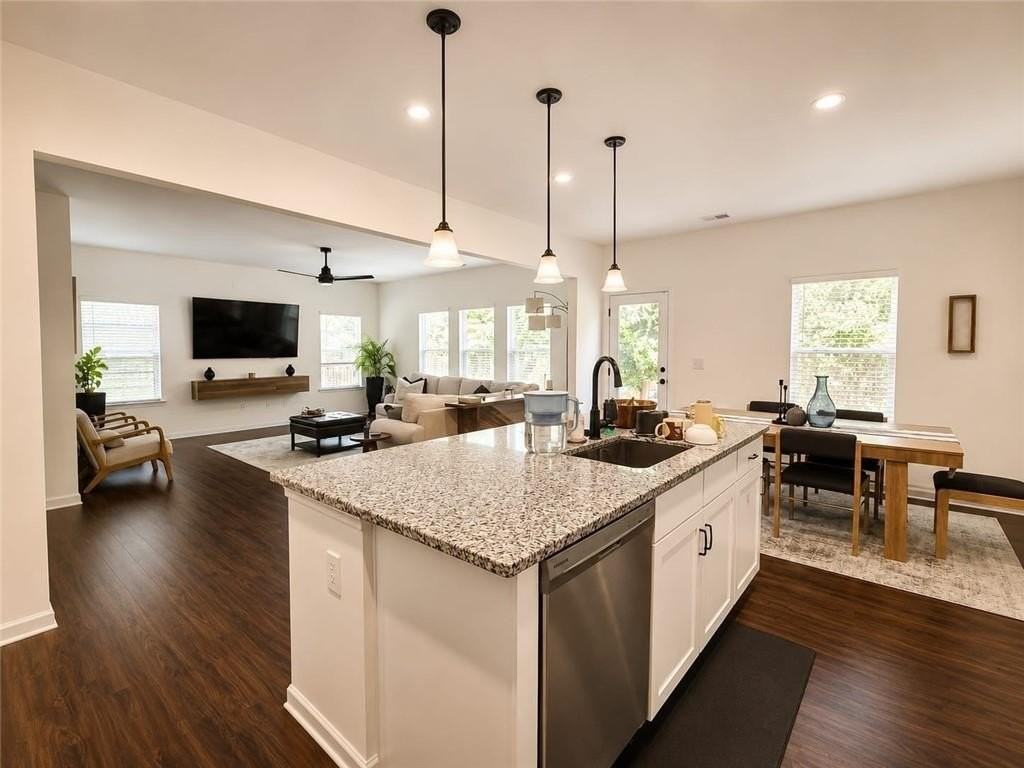 2308 Hastings Manor Ln - Photo 6 of 21