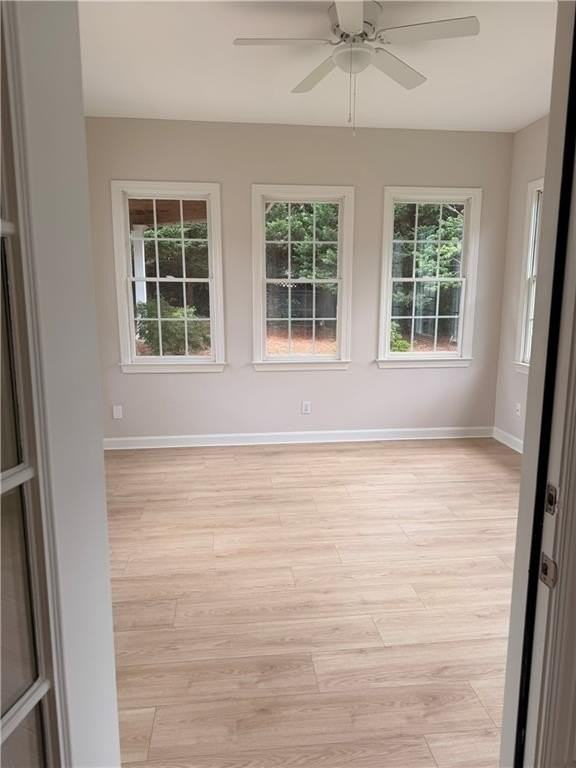 325 North Ct - Photo 5 of 22