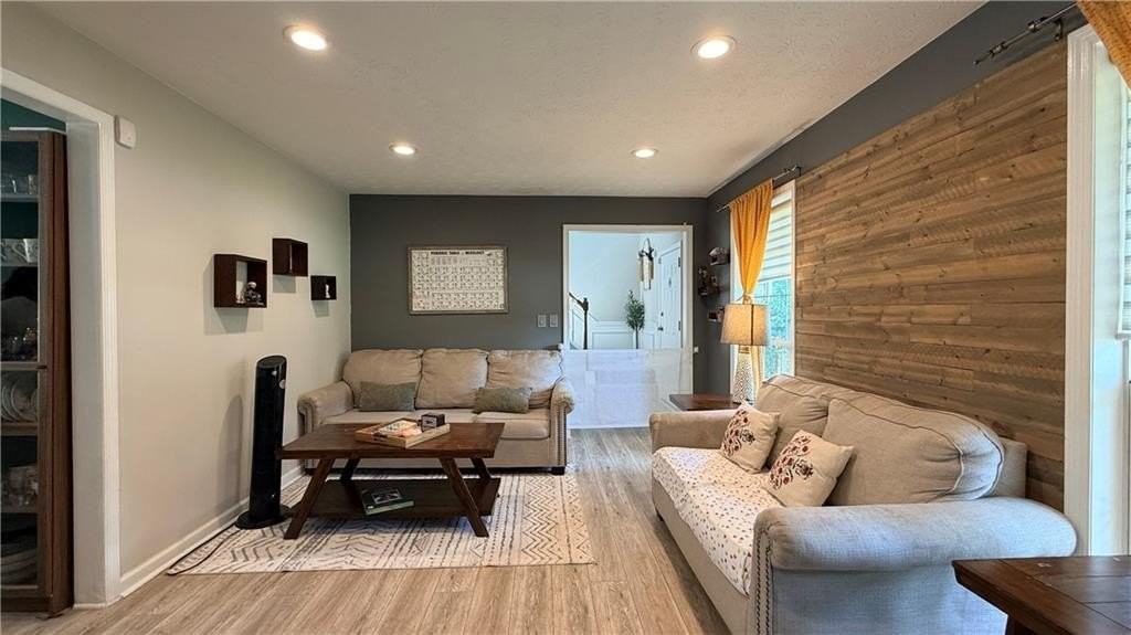 100 Taylors Spring Ct - Photo 6 of 22