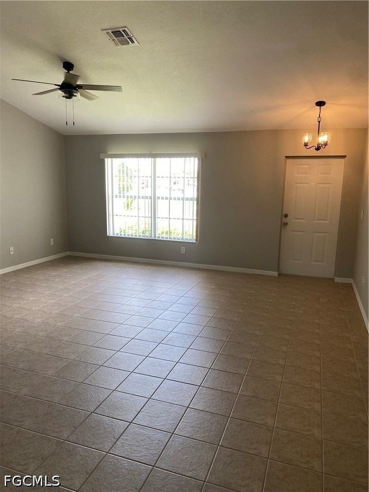 1732 Sw 31st Ln - Photo 3 of 23