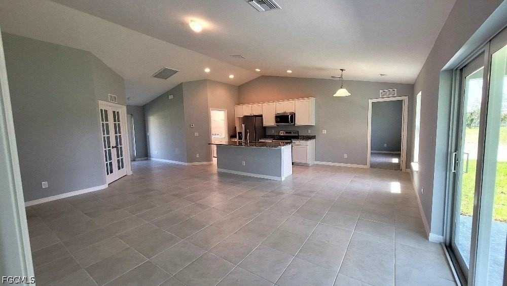 3002 Ne 7th Ave - Photo 4 of 14