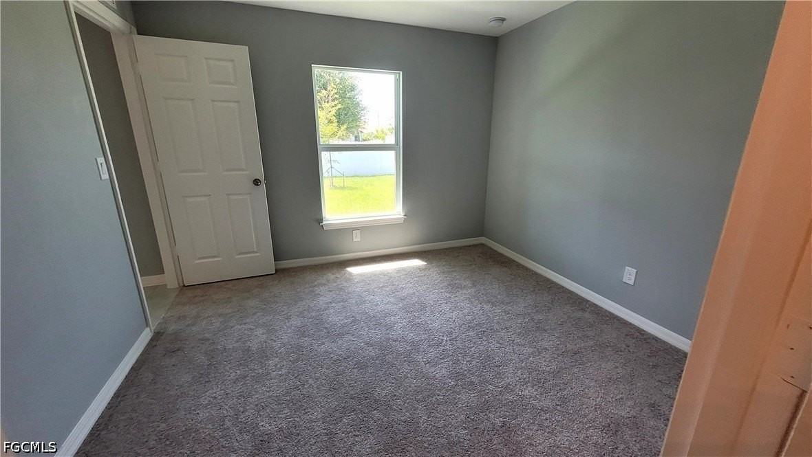 3002 Ne 7th Ave - Photo 6 of 14