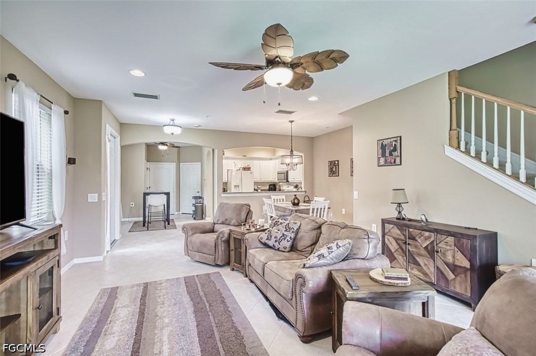 3230 Cottonwood Bnd #406 - Photo 3 of 33