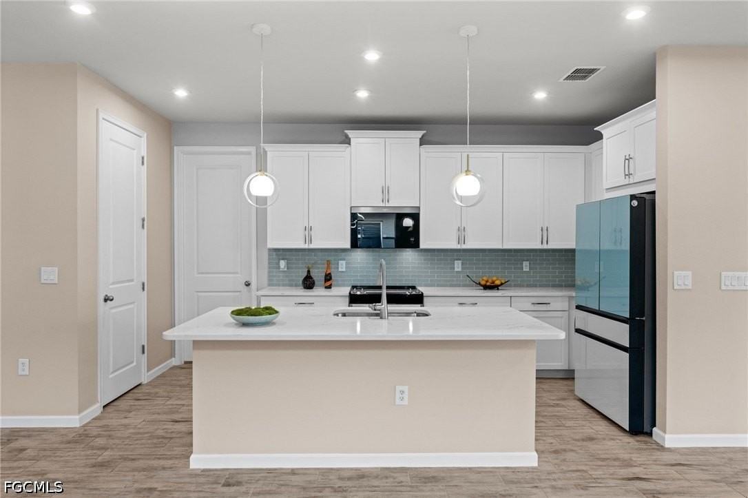 10288 Bonavie Cove Dr - Photo 3 of 29