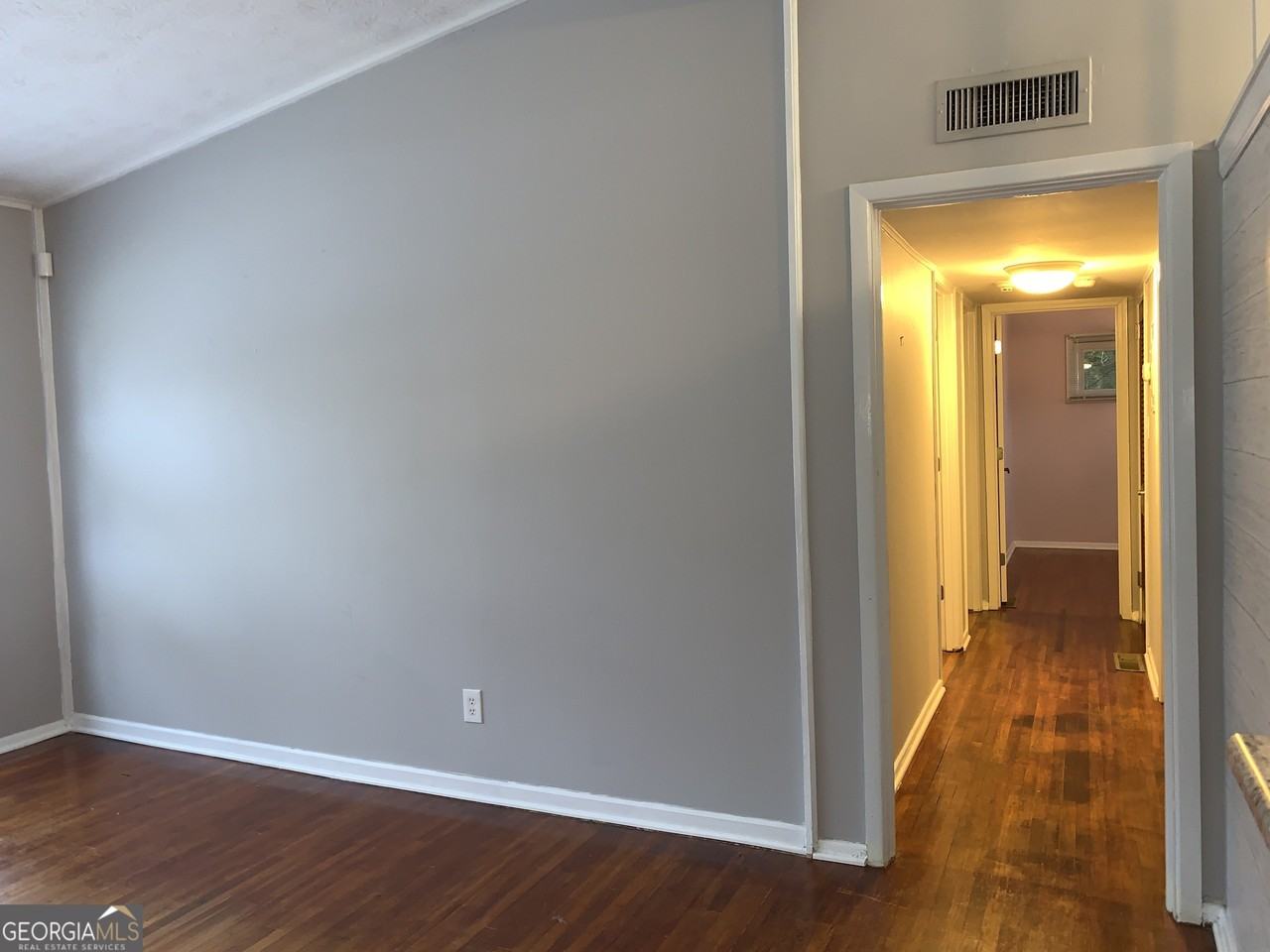22 Willow Dr - Photo 7 of 28