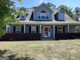 featured image of 365 Creekside Dr