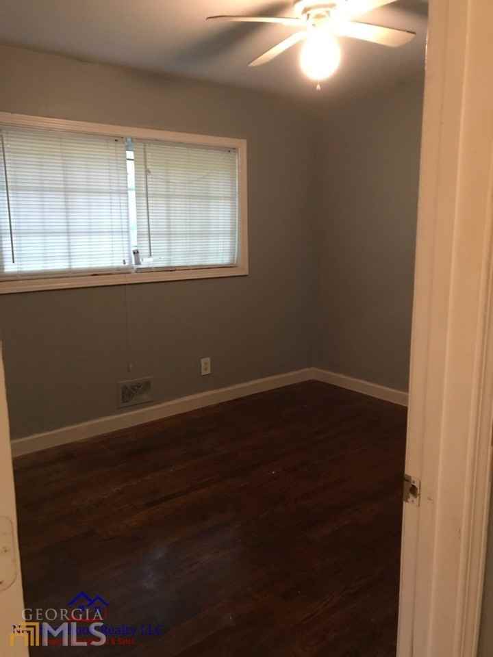 1856 E Farris Ave - Photo 2 of 6