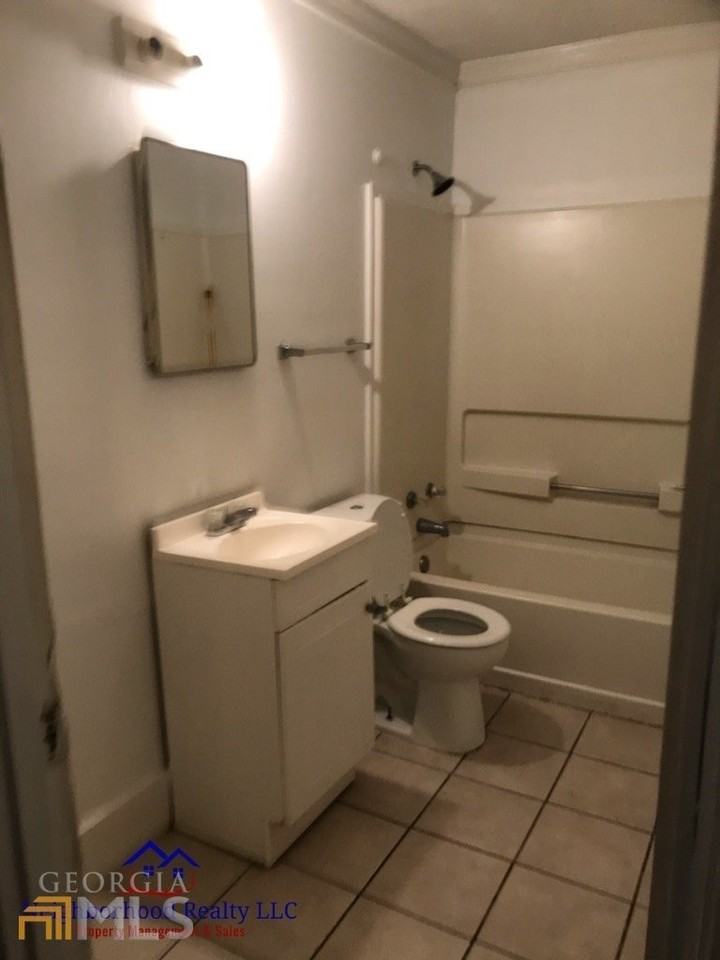 1856 E Farris Ave - Photo 4 of 6