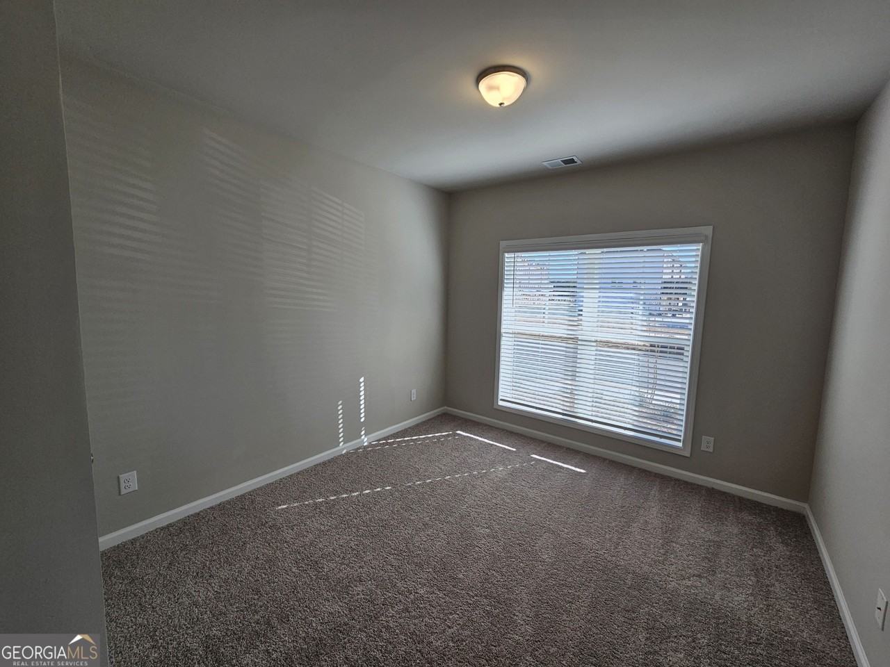 4 Silver Ln - Photo 2 of 20